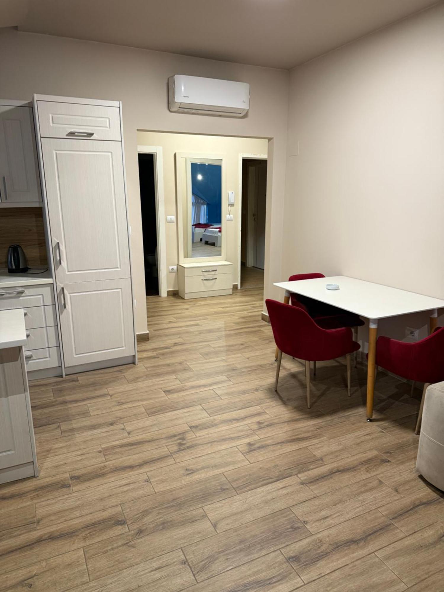 Shengjin Apartaments Kültér fotó